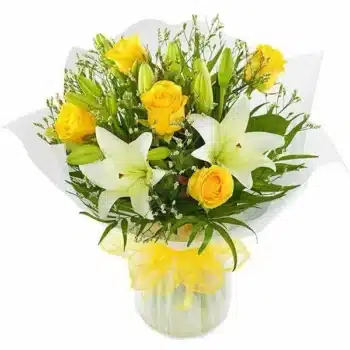 Yellow Rose And Lily Flower Bouquet A Hand-Tied Bouquet Featuring Vibrant Yellow Roses And Elegant White Lilies, Complemented By Lush Seasonal Foliage For A Fresh, Stylish Look.