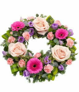 Dgn Tr13Wresf01Spink Wreath